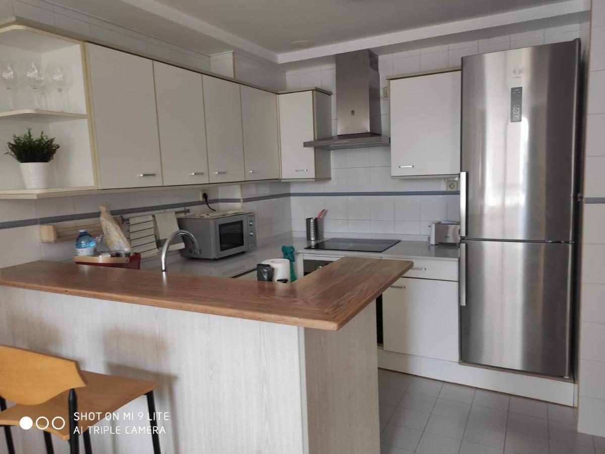 Luminoso Y Acogedor Apartamento En La Playa 올레이로스 외부 사진